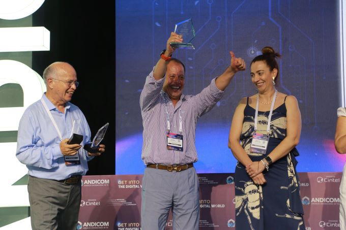 ANDICOM 2024: Se anuncian los finalistas de los premios CINTEL a iniciativas de innovación y transformación digital