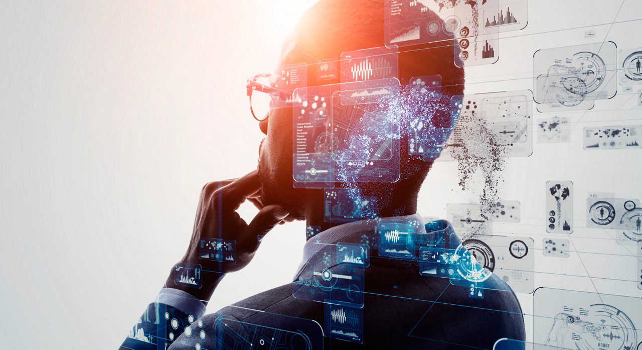 Organizaciones buscan involucrar la IA en la estrategia empresarial