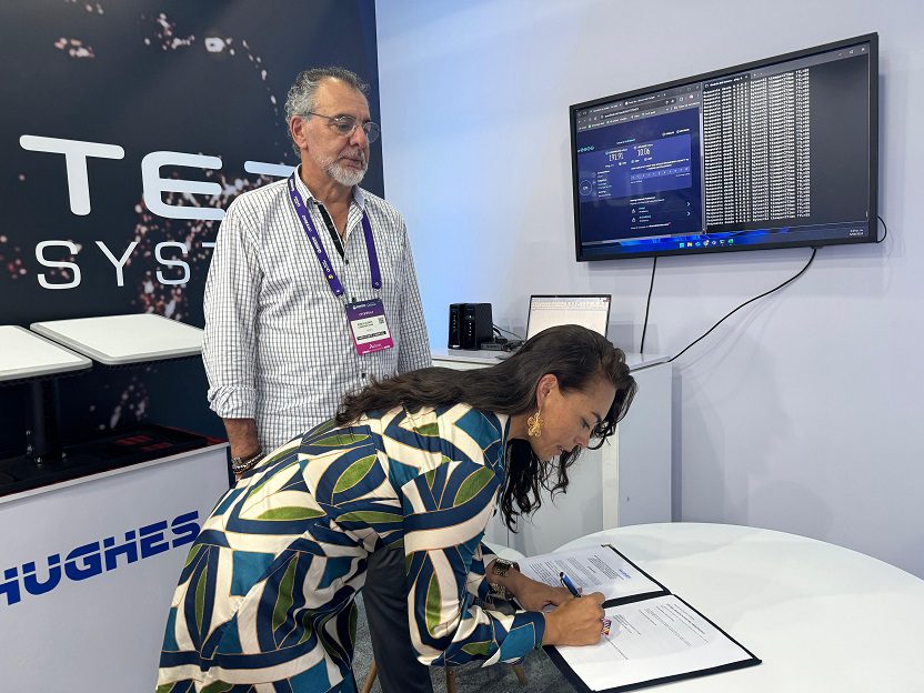 Presidencia de Colombia y Hughes firman un memorando de entendimiento