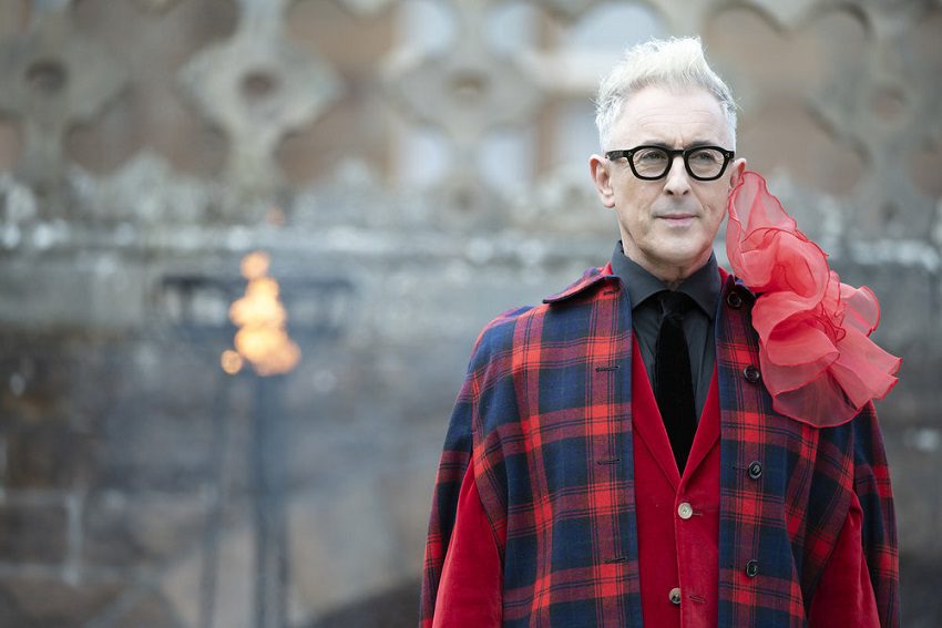 Alan Cumming vuelve con 'The Traitors' a Universal+