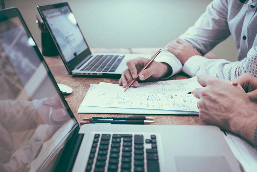 Transformación financiera impulsada por la nube: desafíos, tendencias y proyecciones en Colombia