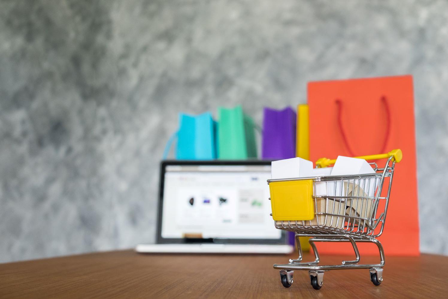 Tres recomendaciones claves para renovar una página web y atraer más clientes
