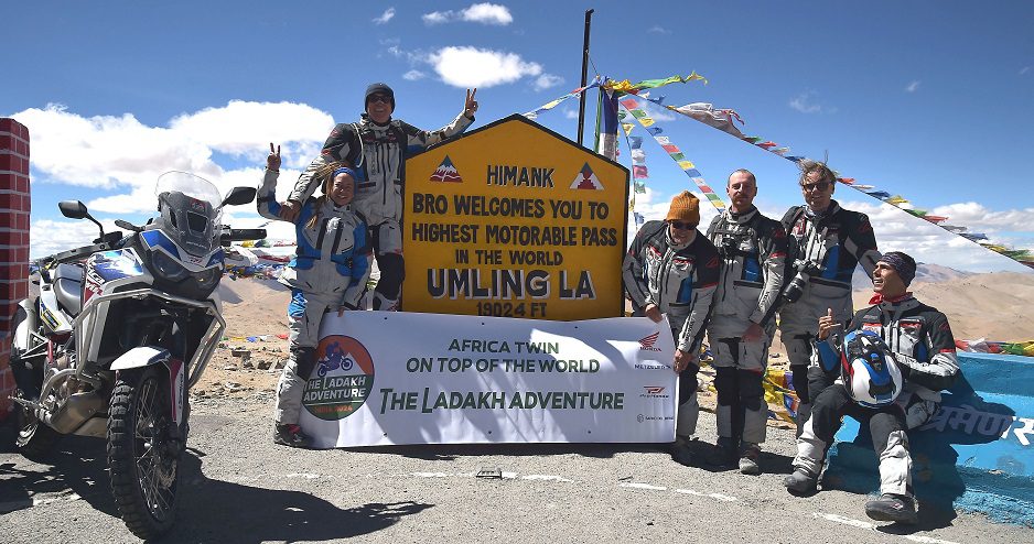 Llantas Metzeler Karoo 4 y Honda Africa Twin: 4 puertos del Himalaya escalados en tiempo récord