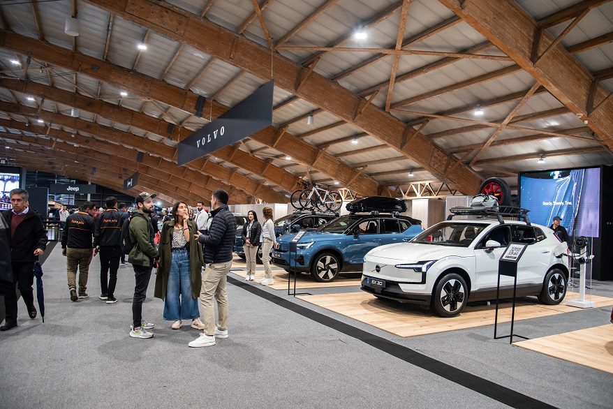 El futuro de la movilidad: vehículos híbridos y eléctricos en 2024