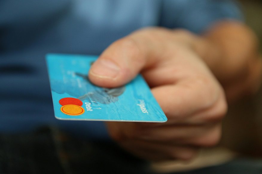Ciberseguridad en temporada de descuentos: 5 estafas cibernéticas comunes y cómo evitarlas