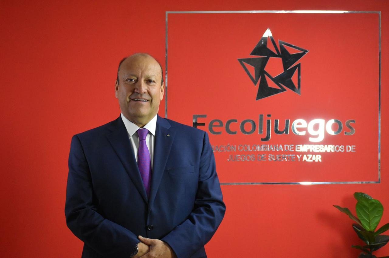 Fecoljuegos se pronuncia sobre actividades no autorizadas del influencer Javier Arias en el sector de los juegos de azar