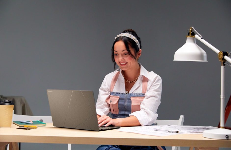 El futuro de las laptops con inteligencia artificial ya está en Colombia