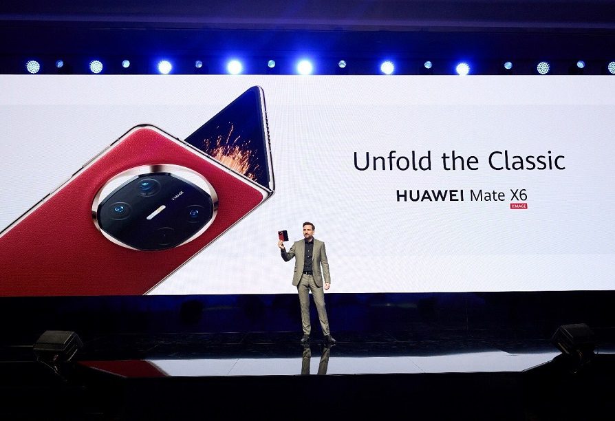 Huawei presenta una nueva era de excelencia plegable en el lanzamiento de 'Unfold the Classic' en Dubái