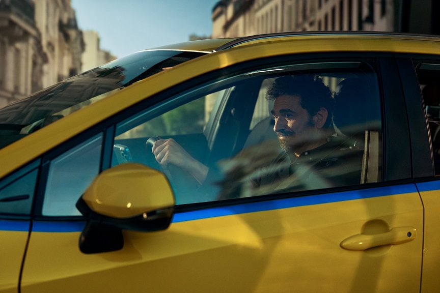 Taxis y tecnología en el Día sin Carro: uno de cada tres taxis en Bogotá está en Uber Taxi.