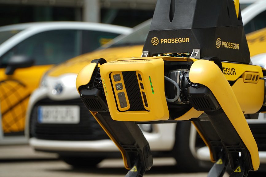 Yellow: El Perro Robot de Prosegur llega a Colombia para reforzar la seguridad en eventos masivos