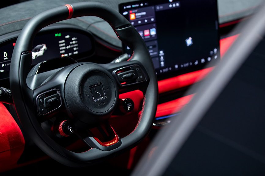 La nueva era de Zeekr, con el G-Pilot, se lanza en Shanghái