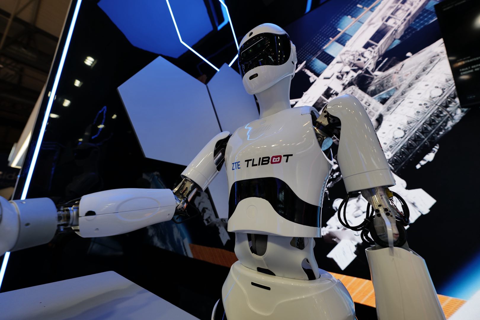 ZTE destacará "Catalizar la innovación inteligente" en el MWC 2025