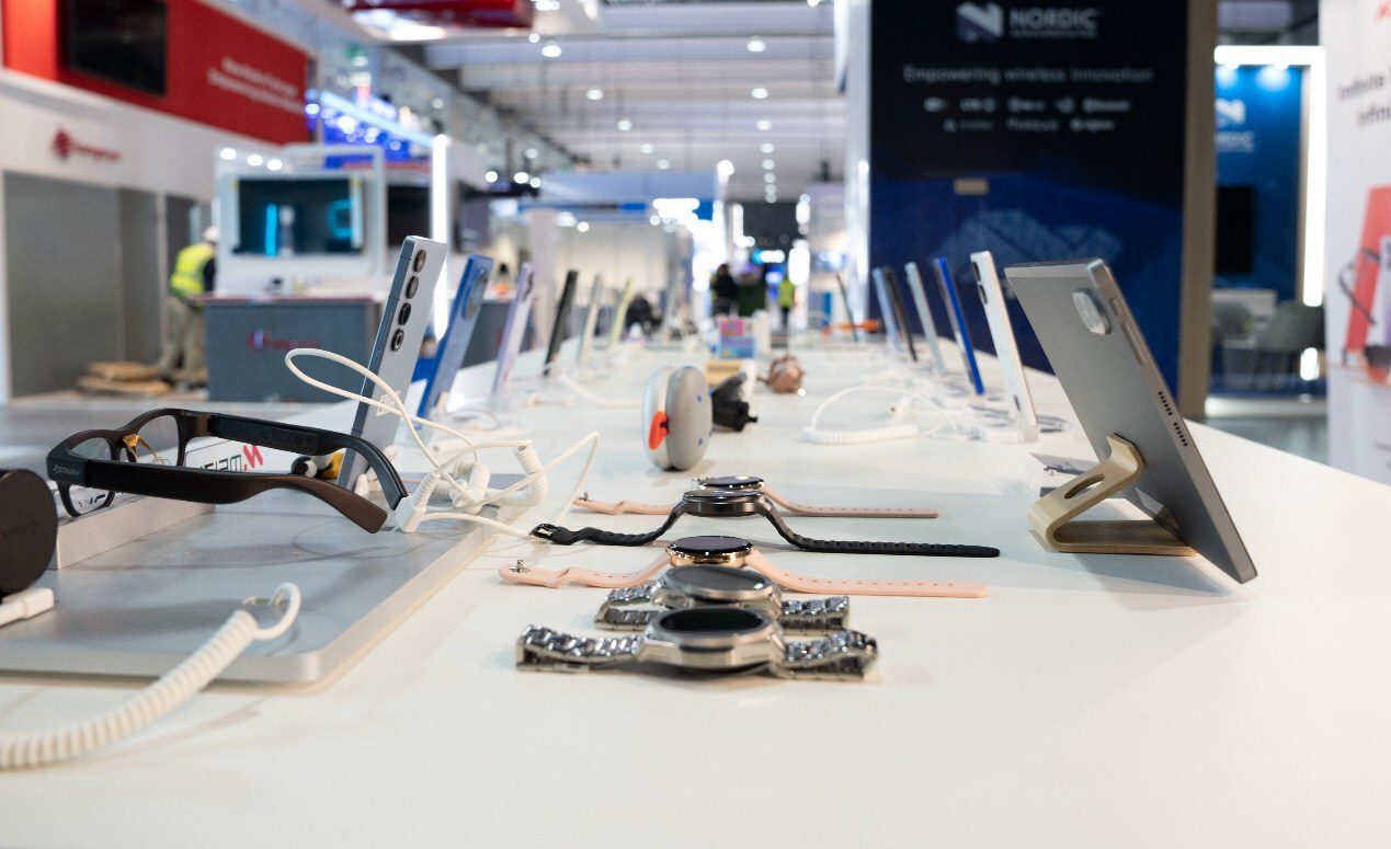 Meizu lanza la estrategia del ecosistema de inteligencia artificial Flyme en el MWC 2025