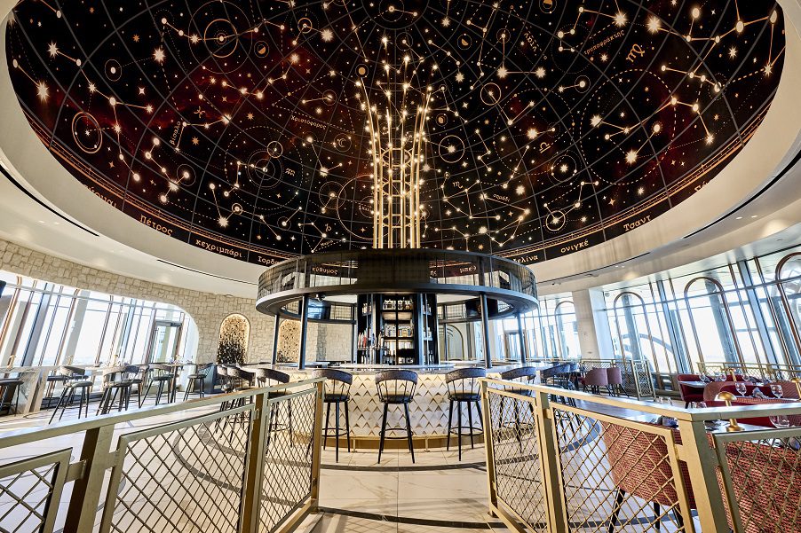 El espectacular nuevo Universal Helios Grand Hotel, Un Hotel De Loews, da la bienvenida a sus primeros visitantes en Universal Orlando Resort