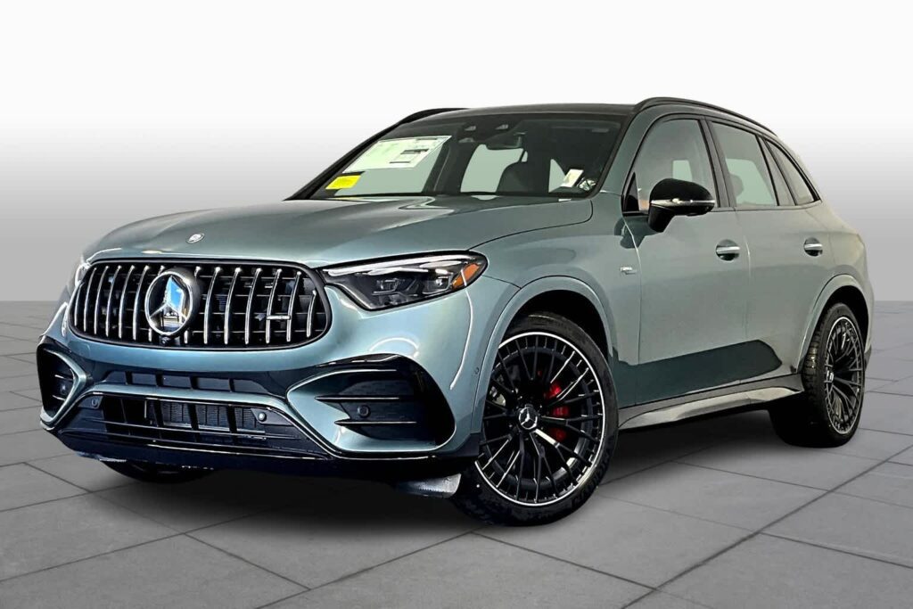 Mercedes-Benz AMG presenta en Colombia las nuevas GLC 43 SUV y GLC 43 Coupé