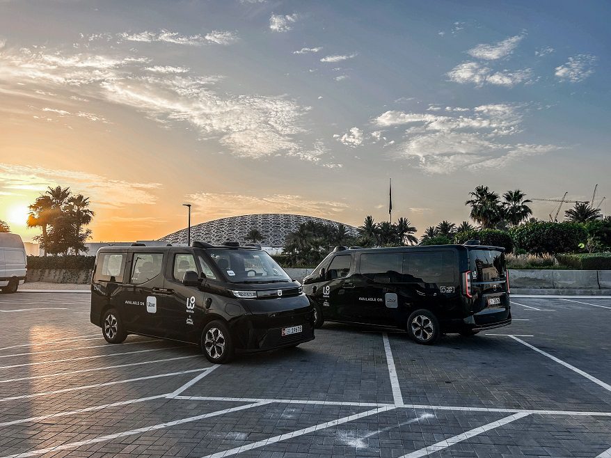 Uber y WeRide amplían su alianza estratégica para llevar vehículos autónomos a 15 ciudades más