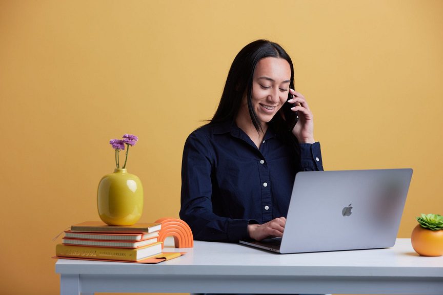 HubSpot lanza su agente de servicio con IA en Colombia y potencia la experiencia del cliente