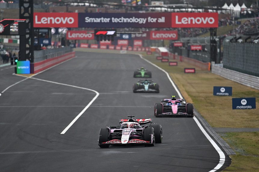 Lenovo y F1 adoptan juntos un futuro de IA para impulsar las operaciones técnicas