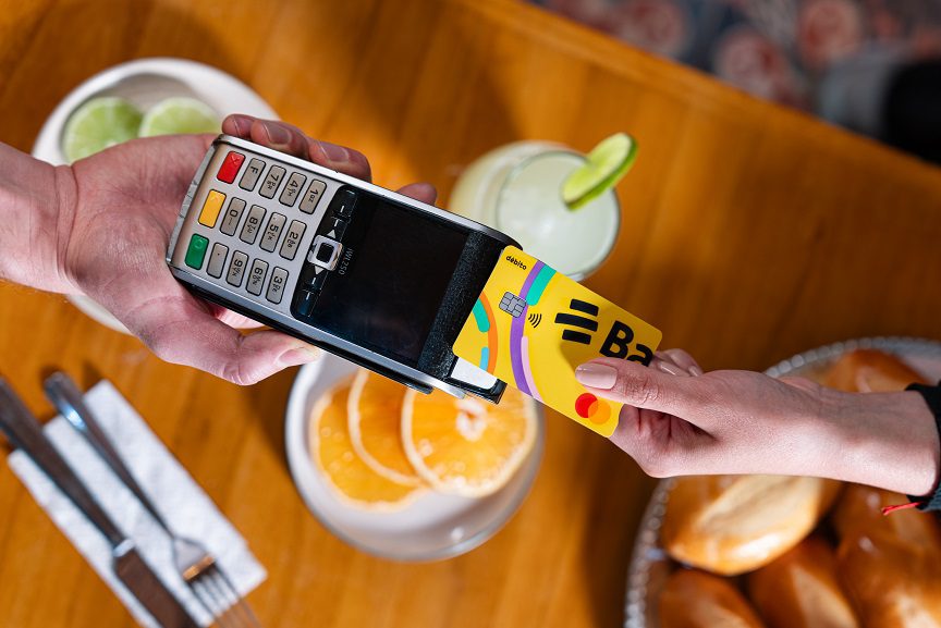 Ahora las compras cotidianas con tarjeta débito Bancolombia traerán beneficios: así funciona