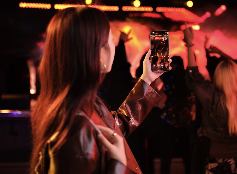 5 tips para tomar mejores fotos en conciertos y festivales con el OPPO Reno13 5G