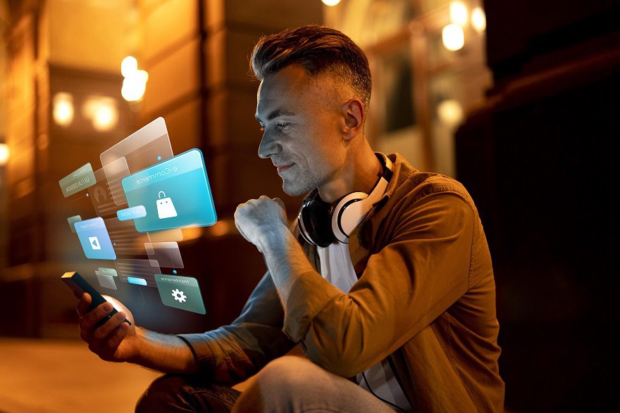 Clasificados digitales en auge: colombianos ya buscan servicios en línea