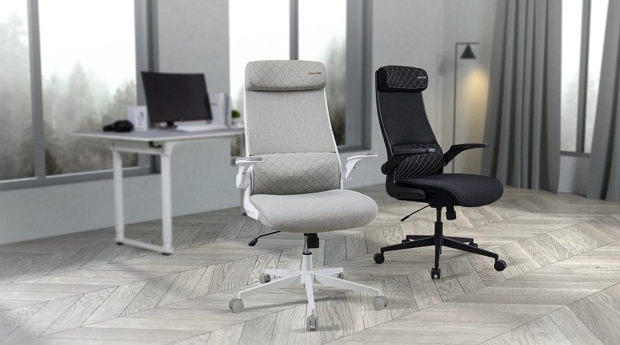 COUGAR presenta la silla ergonómica Stryder, la silla gaming Defensor S y el teclado mecánico inalámbrico Ultimus Pro