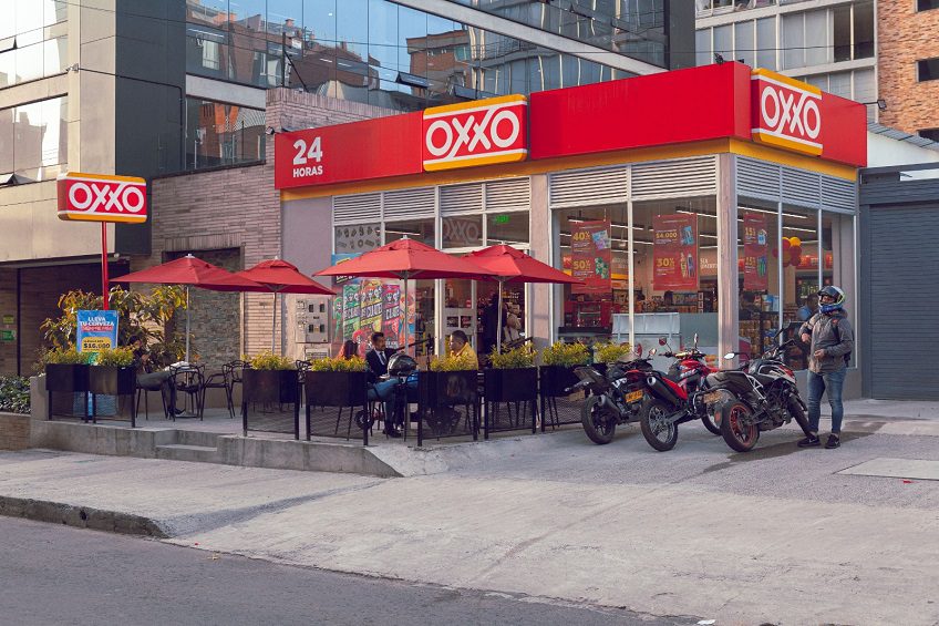 Los 16 años de OXXO en Colombia: crecimiento, inclusión, innovación y tiendas sin pausa