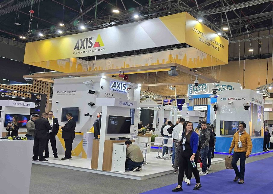Axis Communications marca el rumbo en la ESS+ 2025: La seguridad del futuro es inteligente