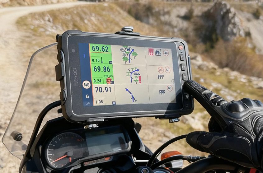HUGEROCK X72: navegación confiable en los entornos más extremos