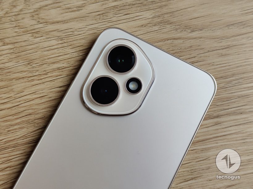 Honor 400: diseño estilizado, cámara de 200MP y batería de larga duración en la gama media