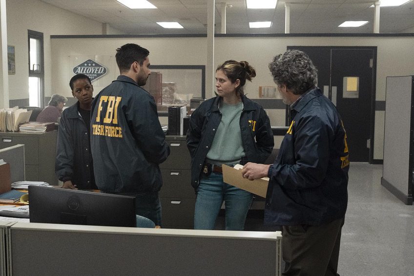 Task: Unidad Especial: el thriller que une acción y humanidad