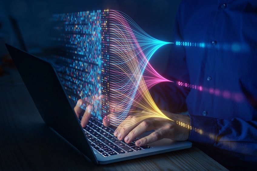 HackedGPT: 7 vulnerabilidades en ChatGPT-4o y 5 que permiten el robo de datos, según Tenable