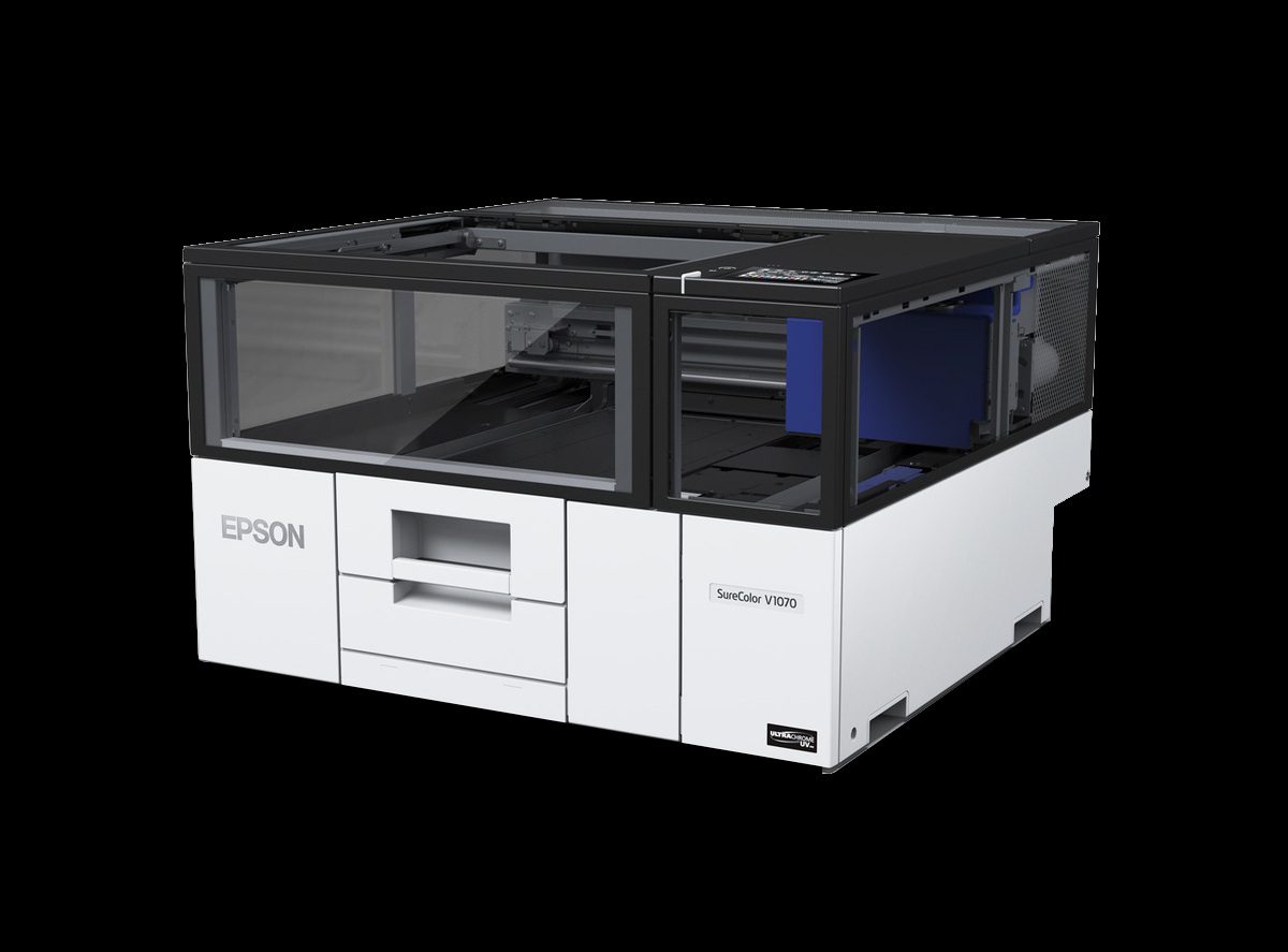 Epson presenta la SureColor V1070: la Impresora UV de cama plana