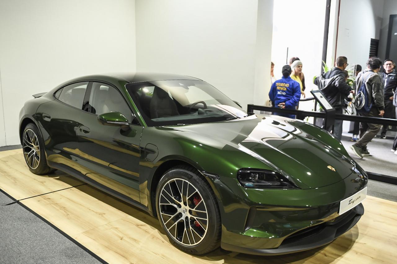 Seis máquinas que definen la generación de carros deportivos en el Salón del Automóvil