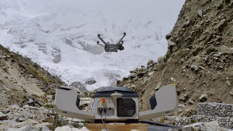 Drones autónomos en los Andes: así protege el DJI Dock 3 a las comunidades vulnerables en Perú