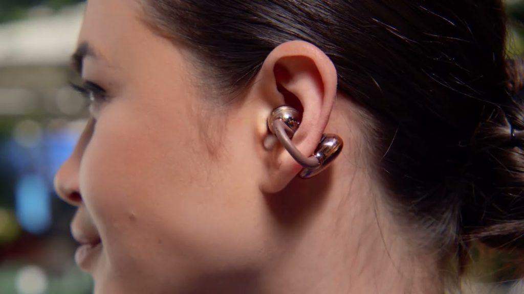 JBL Soundgear CLIPS: la fusión entre moda y tecnología OpenSound llega con los nuevos earclips translúcidos