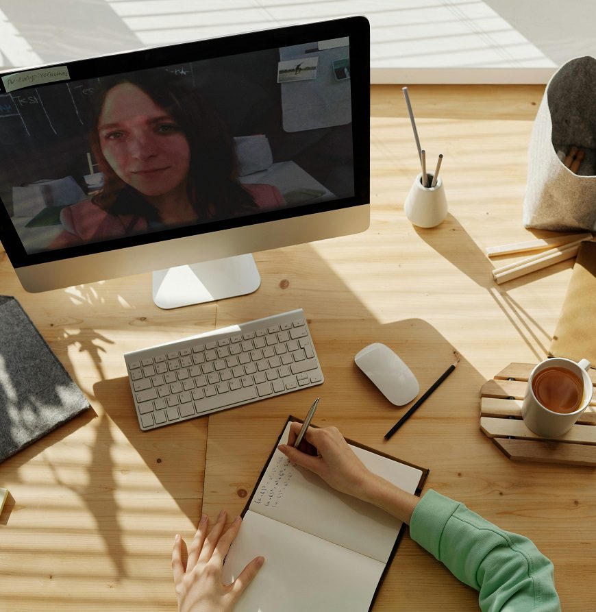 Regreso a clases 2026: cómo repotenciar tu computador y ahorrar millones con 5 ajustes clave de hardware y software