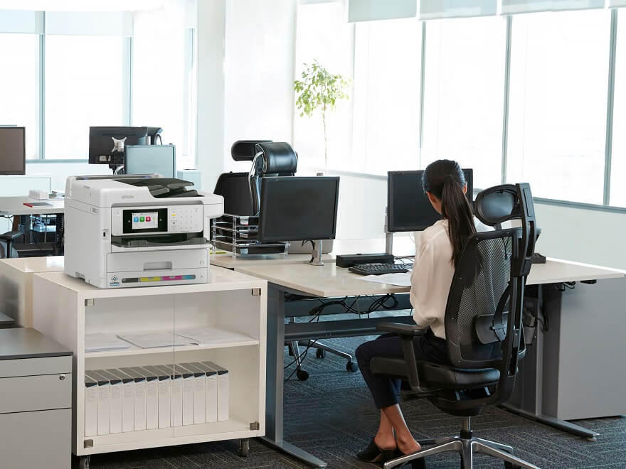 Epson WorkForce Pro C-5891 redefine la eficiencia en la impresión corporativa de bajo impacto