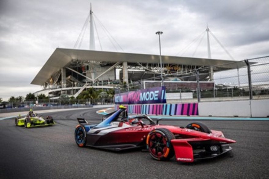 La carrera iON de Hankook ofrece un rendimiento constante durante el E-Prix de Miami 2026 de la Fórmula E