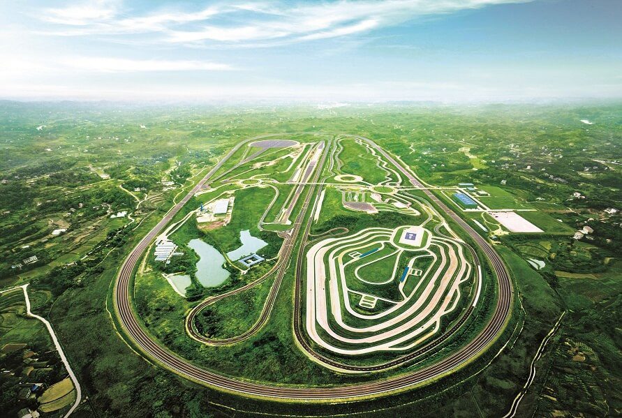Changan inaugura laboratorio para probar vehículos en condiciones de tráfico extremo y fortalecer la seguridad asistida