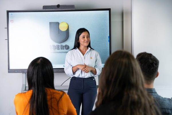 ¿La inteligencia artificial podrá reemplazar a los docentes?