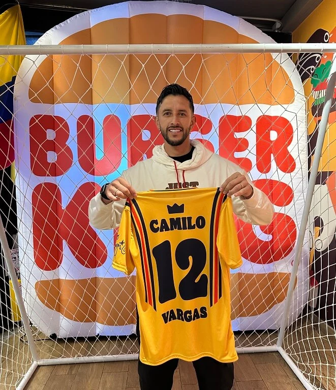 Más de 100 fanáticos vivieron una tarde irresistible junto a Camilo Vargas y Burger King en Bogotá