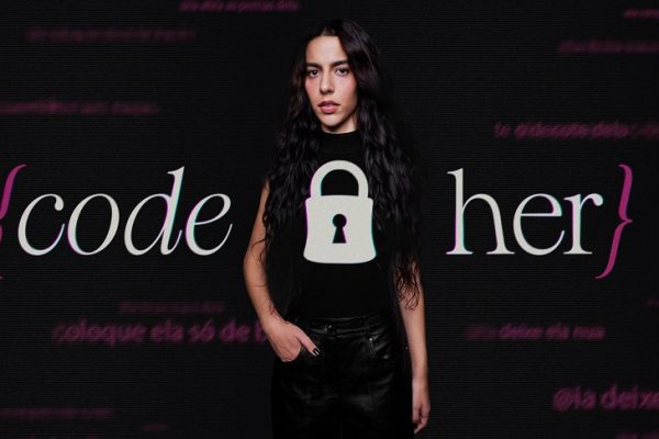 Inteligencia artificial y violencia digital contra mujeres: cómo funciona el bot protector Code Her