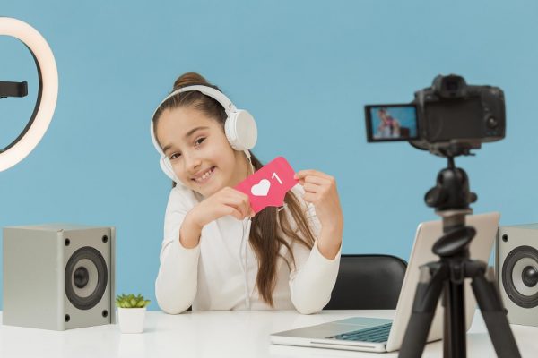 1 de cada 3 padres en América Latina apoyaría que sus hijos sean influencers, pese a los riesgos digitales: Kaspersky