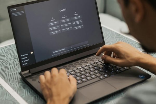 El aumento crítico de ciberataques ocultos tras falsas herramientas de inteligencia artificial