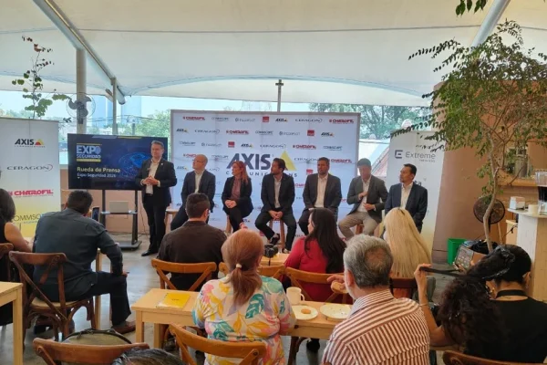 Axis Communications redefine la protección empresarial con inteligencia artificial en Expo Seguridad 2026