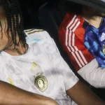 Adidas Originals y BAPE lanzan una exclusiva colección urbana inspirada en el Mundial 2026