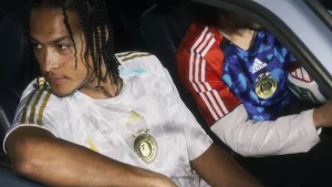 Adidas Originals y BAPE lanzan una exclusiva colección urbana inspirada en el Mundial 2026
