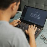 El equilibrio entre la inteligencia artificial y el bienestar laboral define el panorama de 2026