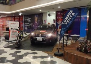 CarroYa inauguró VitrinaYa, su nuevo espacio físico en El Edén para autos y motos certificadas